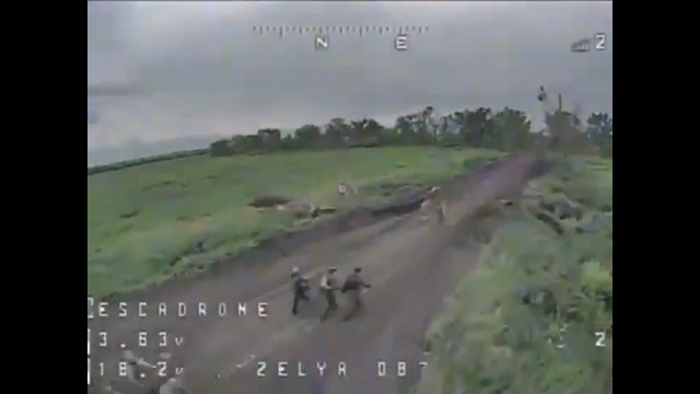 Ukraiński dron zwiadowczy nie miał amunicji. Mimo to operator postanowił nastraszyć Rosjan