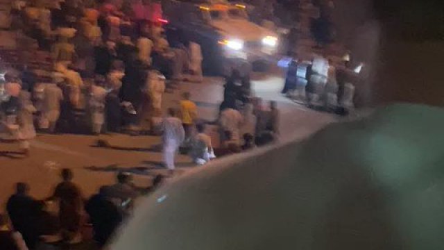 Coraz większa panika i chaos na lotnisku w Kabulu