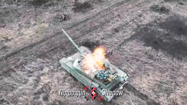 Niewielkim granatem zniszczyli najnowszy czołg Rosji [WIDEO]