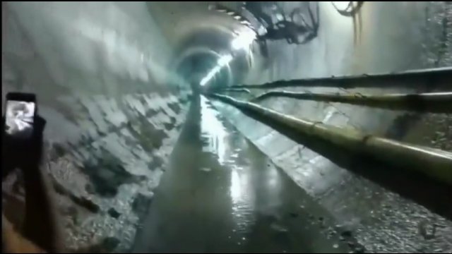 Fala uderzeniowa przechodząca przez tunel [WIDEO]