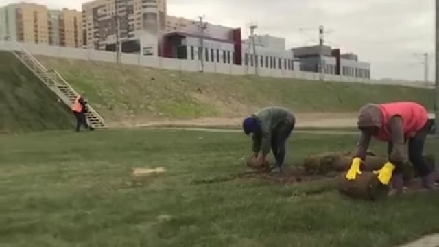 Ruskie zwijają trawę po wizycie gubernatora