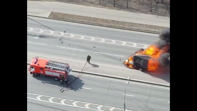 Imponująca eksplozja busa w Moskwie [WIDEO]