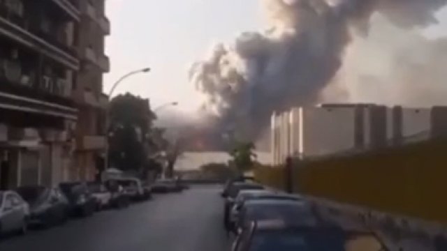 Wybuch zapasów azotanu amonu w porcie w Bejrucie
