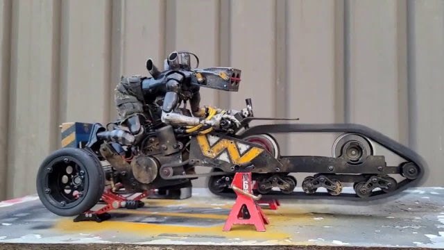 Yutani Chainsaw Trike.