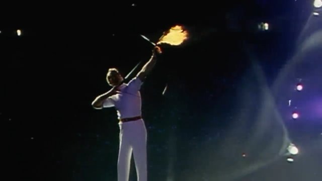 Łucznik z płonącą strzałą zapalił znicz olimpijski w Barcelonie [WIDEO]