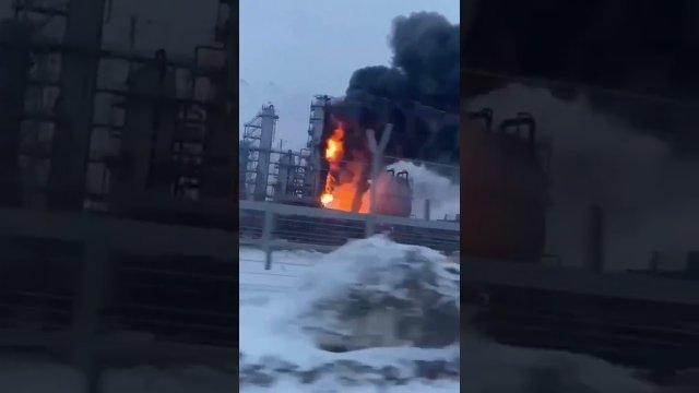 Kolejna niespokojna noc w Rosji. Rafineria ropy naftowej trafiona ukraińskim dronem [WIDEO]