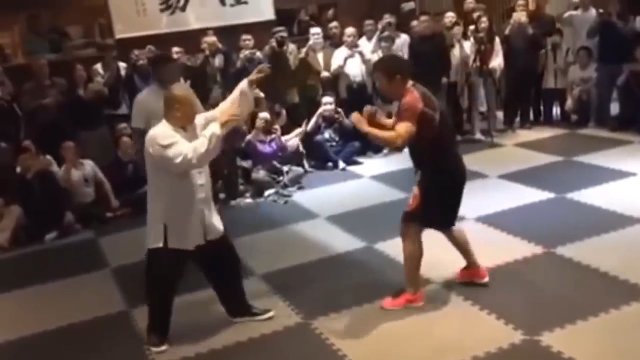 Zawodnik MMA kontra samozwańczy mistrz Tai Chi