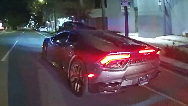 Policyjny pościg i rozbicie kradzionego Lamborghini Huracan [WIDEO]