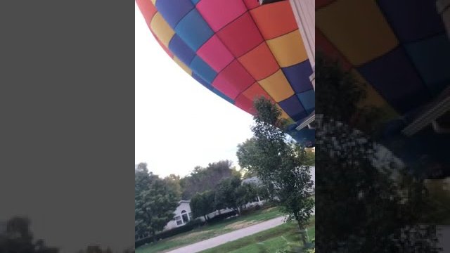 Balon i awaryjne lądowanie na samochodzie