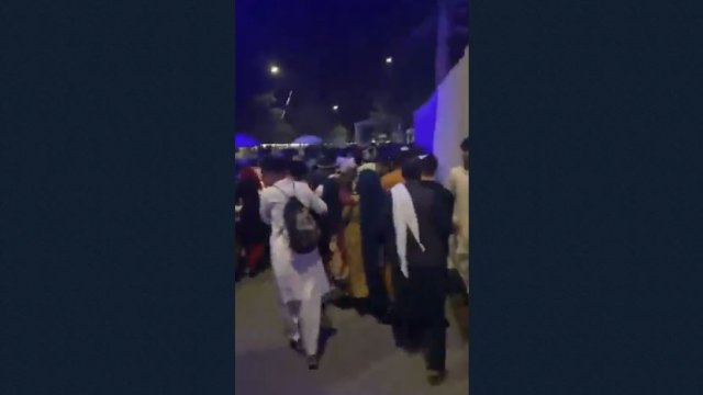 Chaos na lotnisku w Kabulu