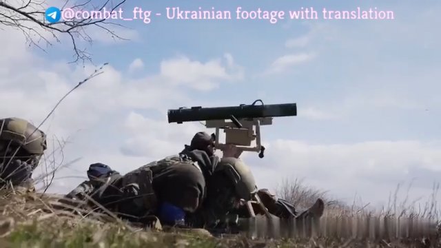 POV: Żołnierze ukraińscy używający ppk "Corsar"