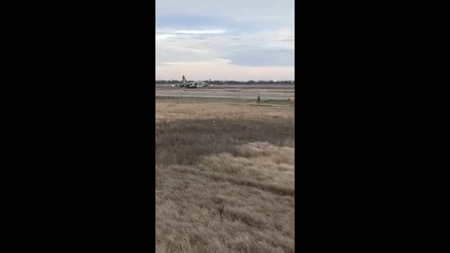 Awaryjne lądowanie rosyjskiego Su-25