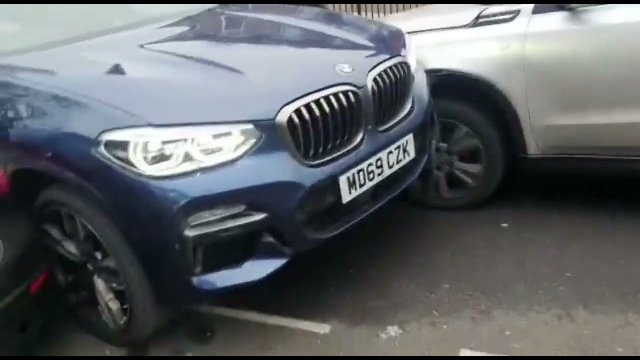 Polacy zaatakowani w UK. Para z Polski goniła BMW i kradzionego Bentley’a Bentaygę