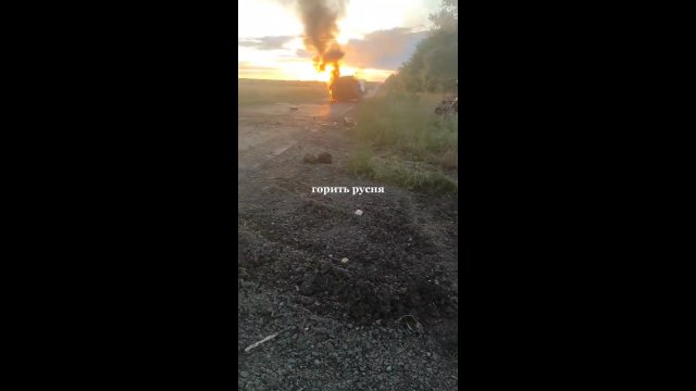 Pożar rosyjskiego wozu dowodzenia trafionego przez BTR-4