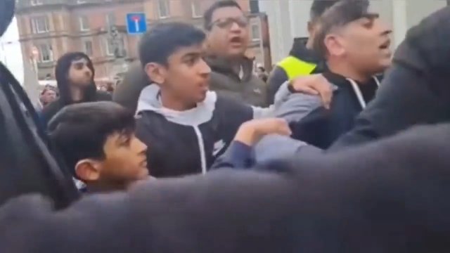 Mężczyzna w Londynie został zaatakowany za nazwanie Mahometa pedofilem [WIDEO]