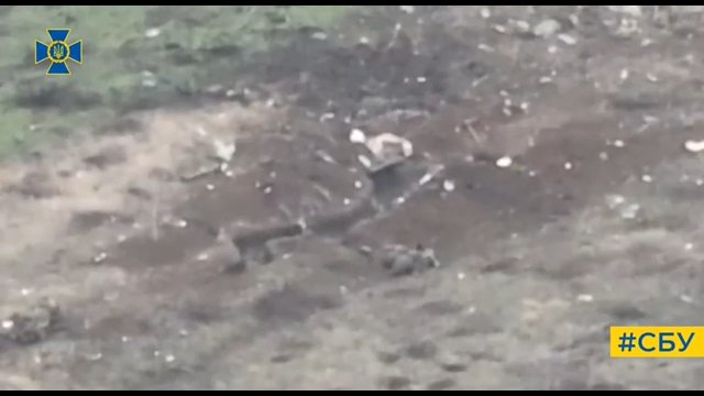 Dron kamikaze Switchblade 300 w ataku na rosyjskie okopy