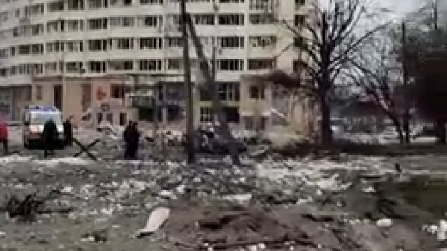 Ukraińskie miasta zamieniane są w ruinę po atakach rosjan