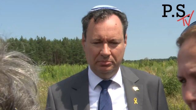 Izraelski ambasador ucieka przed polskim dziennikarzem [WIDEO]