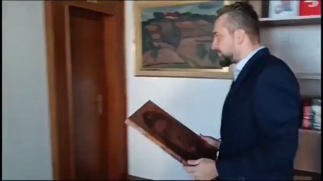 Skandal na Słowacji. Polityk zdjął portret prezydent i powiesił... wizerunek Che Guevary [WIDEO]
