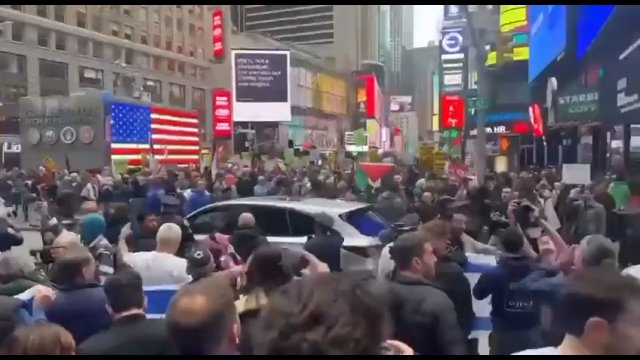 Tak wyglądają proizraelskie protesty w centrum Nowego Jorku [WIDEO]