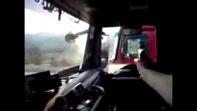Kierowca nie mógł wyprzedzić innej ciężarówki, więc wyjął pistolet
