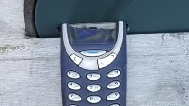 Szlifowanie telefonu Nokia 3310
