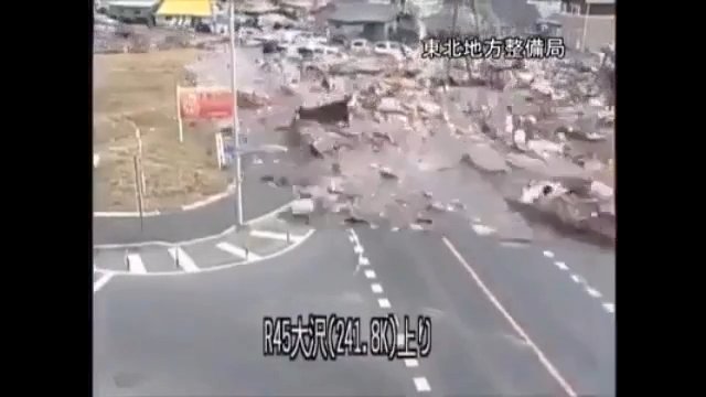 Katastrofalne zniszczenie w Tohoku spowodowane przez trzęsienie ziemi w 2011 roku