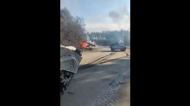 Ukraińscy żołnierze rozwalają Rosjan z NLAW'ami w ręku
